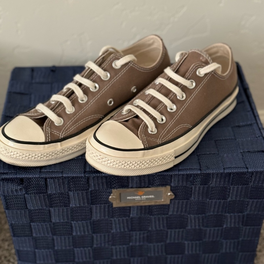 Brand new Ox platform converse in rare color